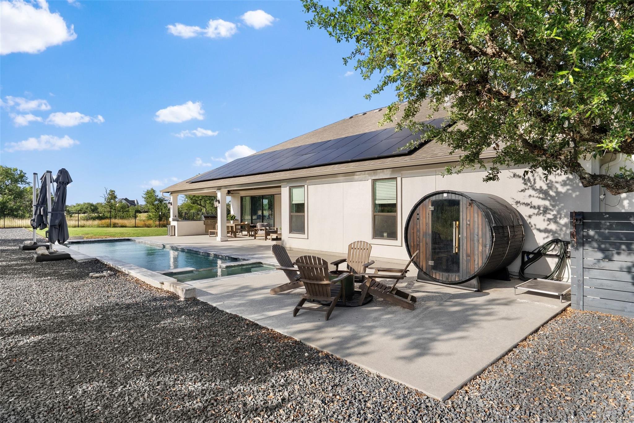 412 Oakpark DR