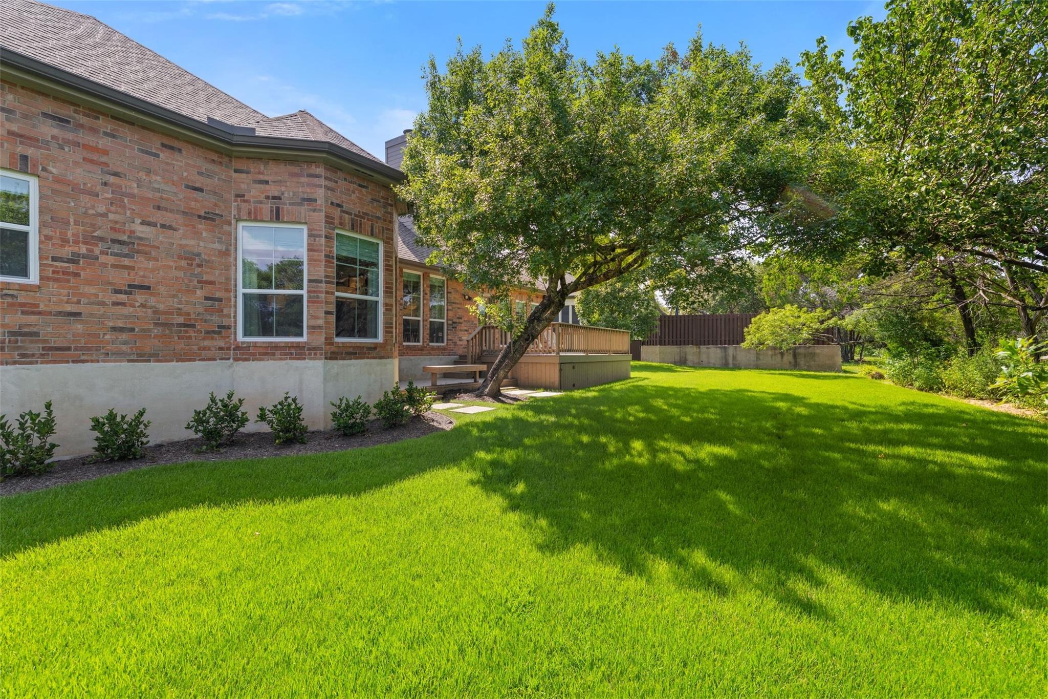 9294 Scenic Bluff DR