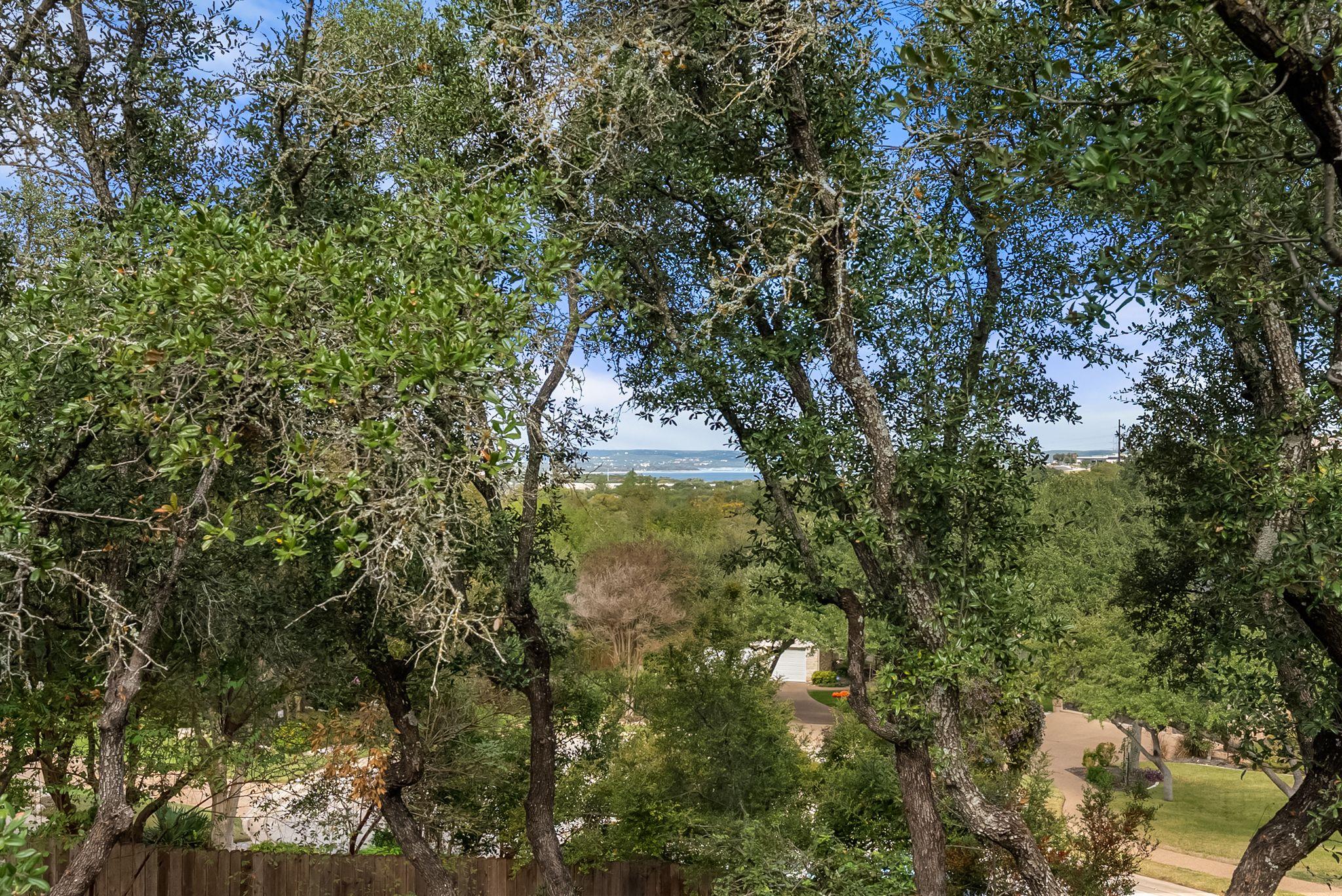 3704 Mira Vista DR