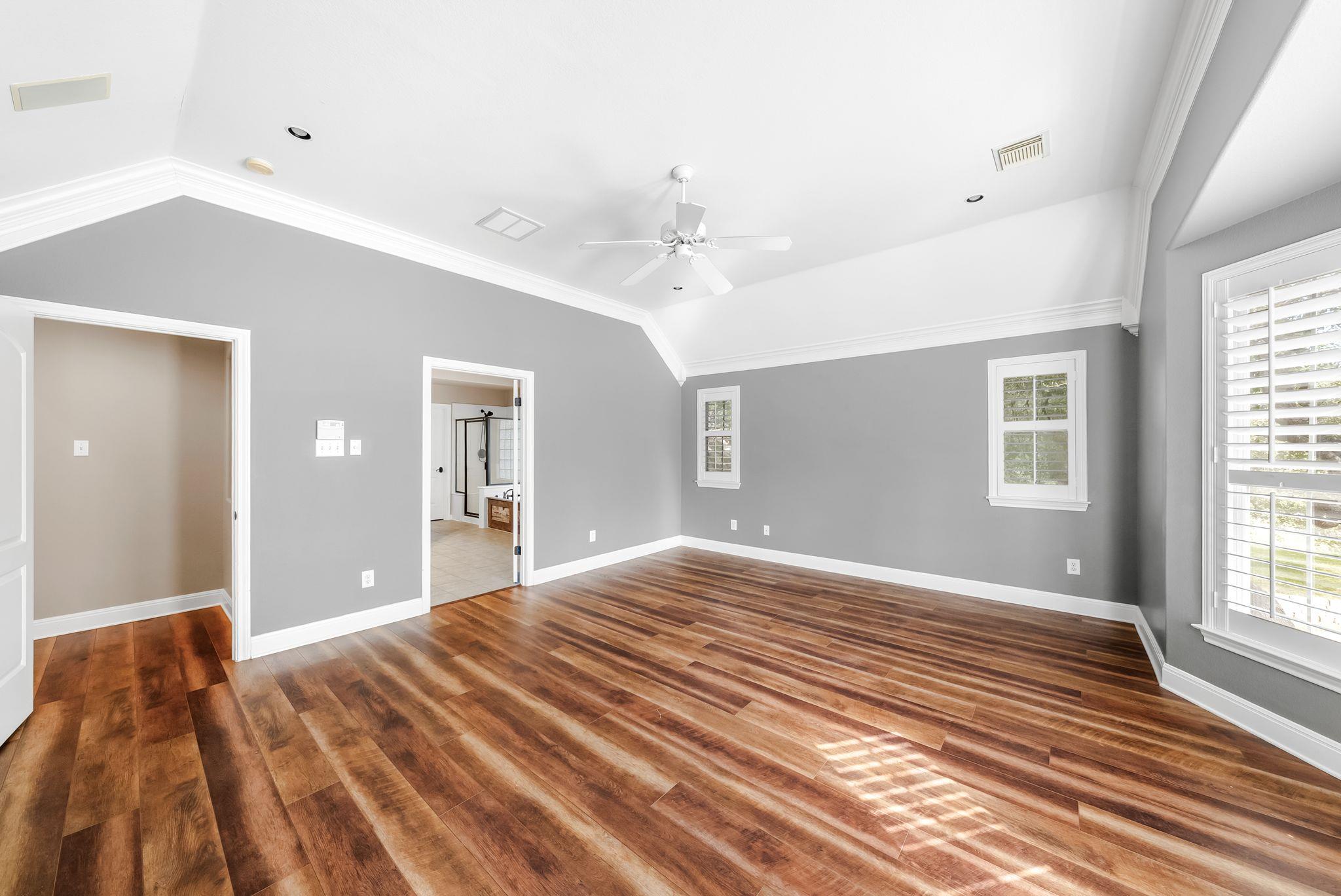 3704 Mira Vista DR