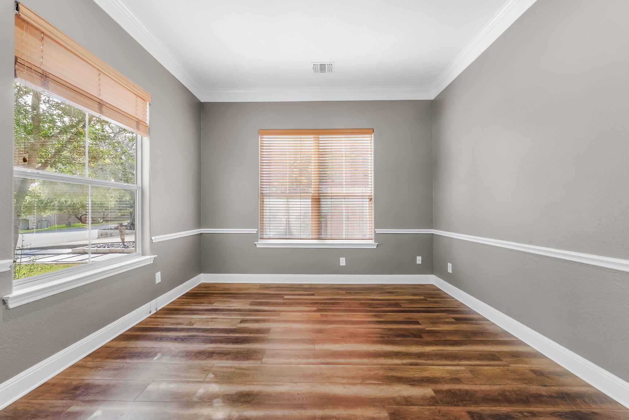 3704 Mira Vista DR