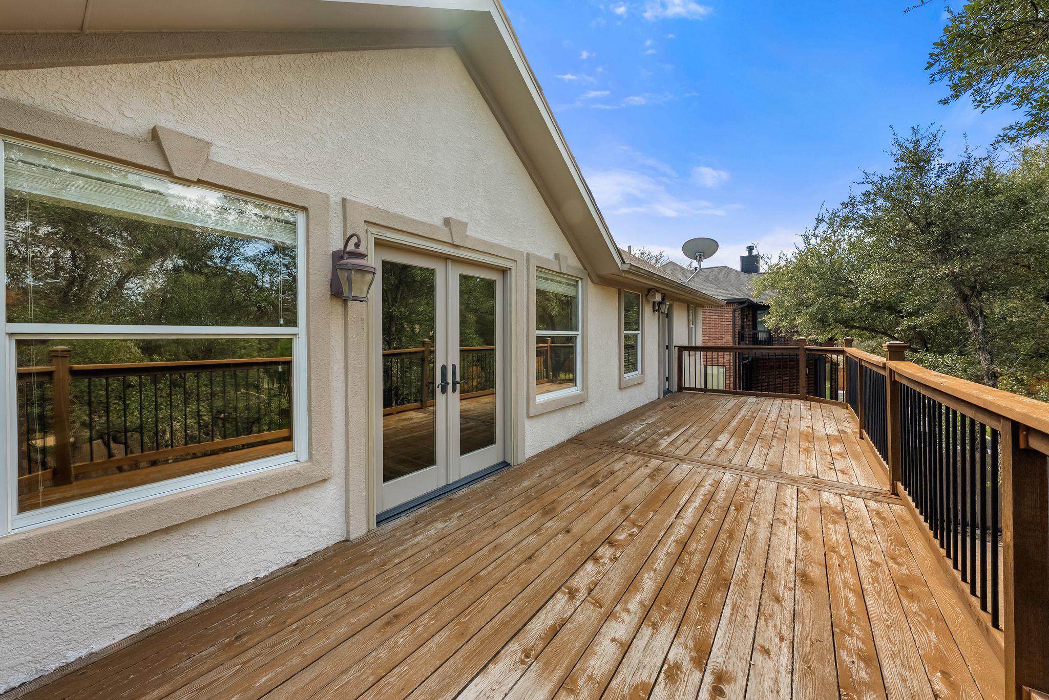 3704 Mira Vista DR