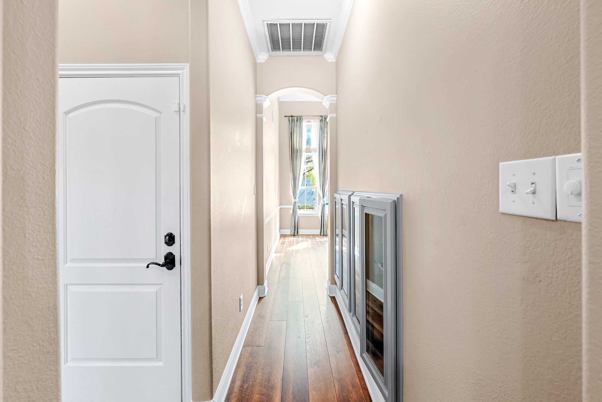 3704 Mira Vista DR