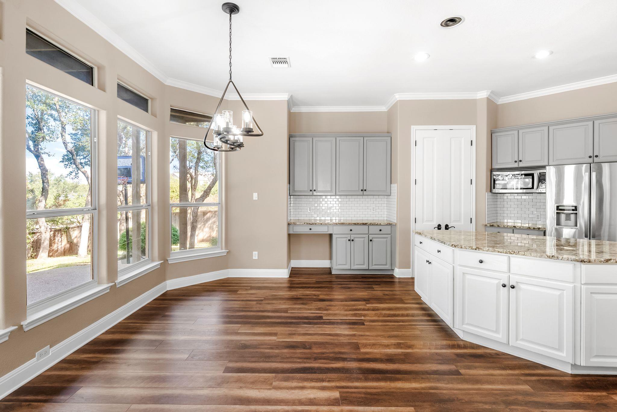 3704 Mira Vista DR