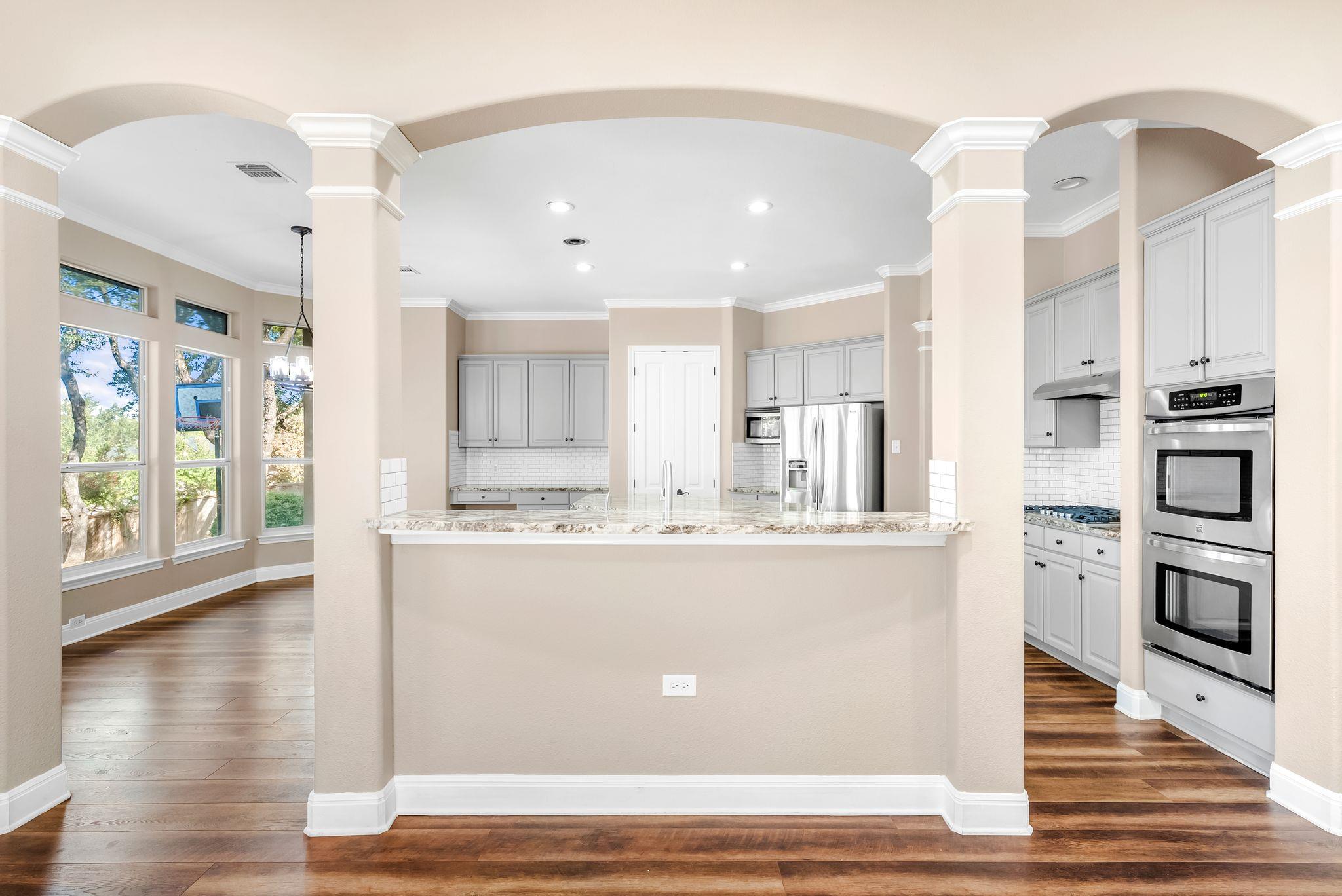 3704 Mira Vista DR