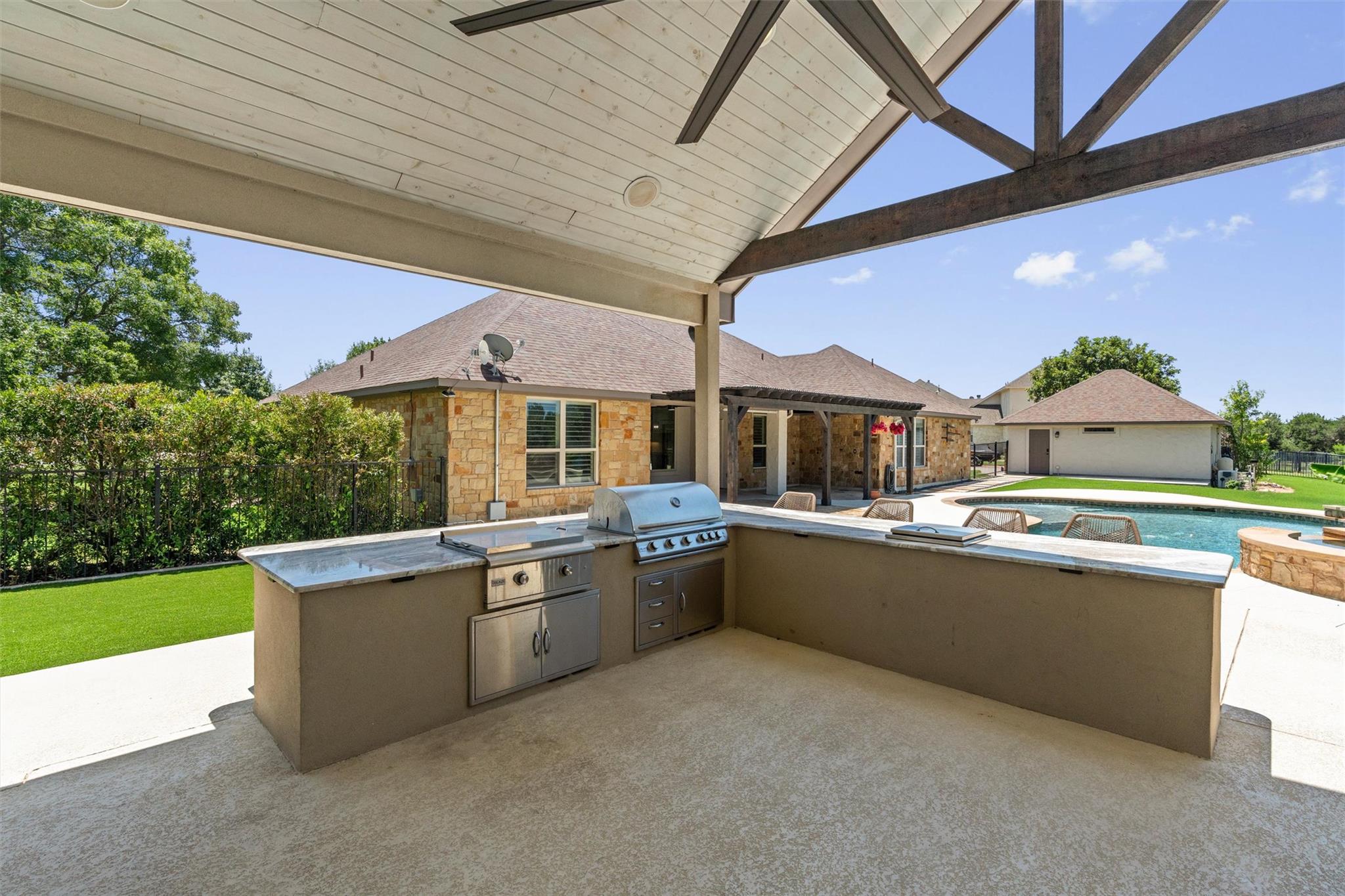 152 Whitney Woods CIR