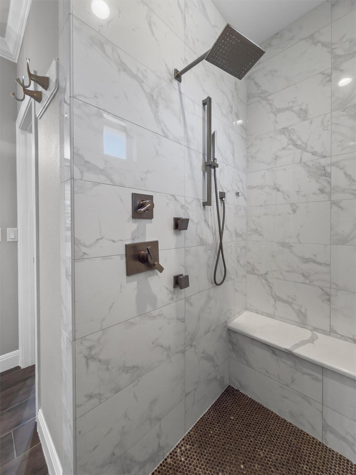 152 Whitney Woods CIR