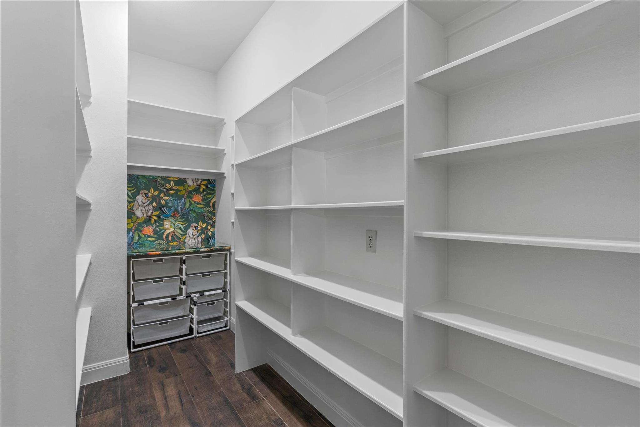 152 Whitney Woods CIR