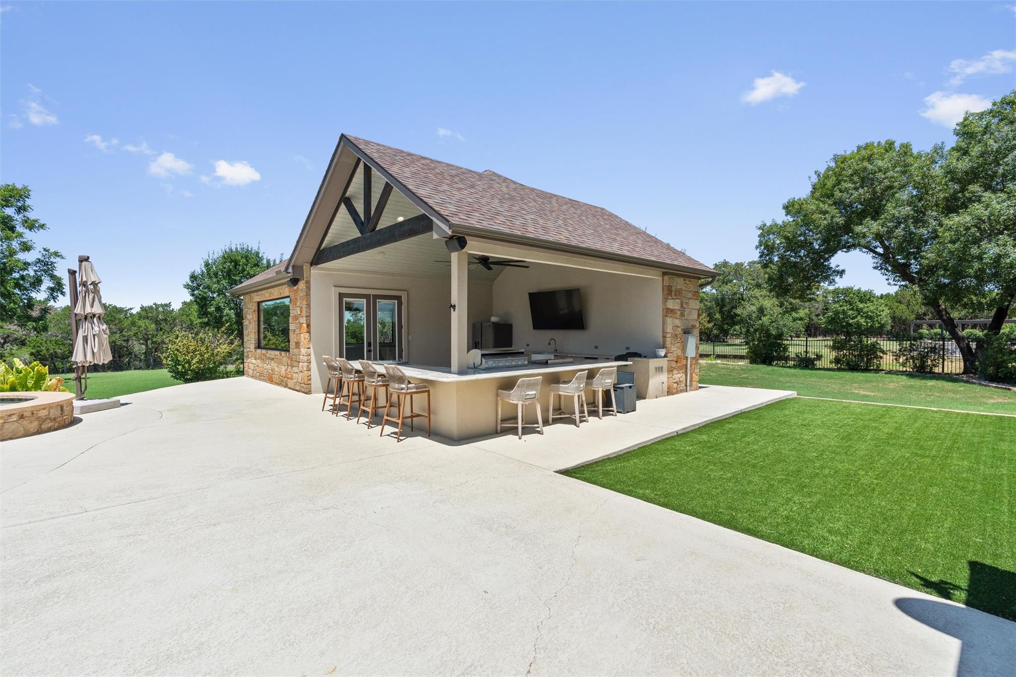 152 Whitney Woods CIR