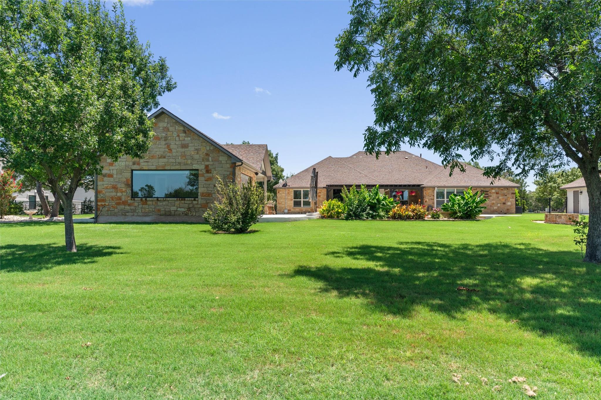 152 Whitney Woods CIR