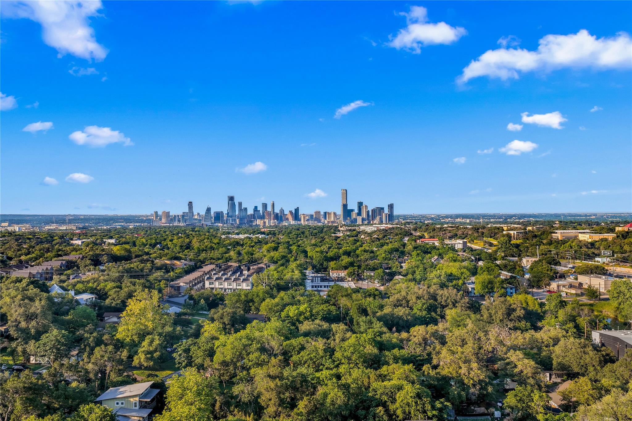 219 Lessin LN # 15