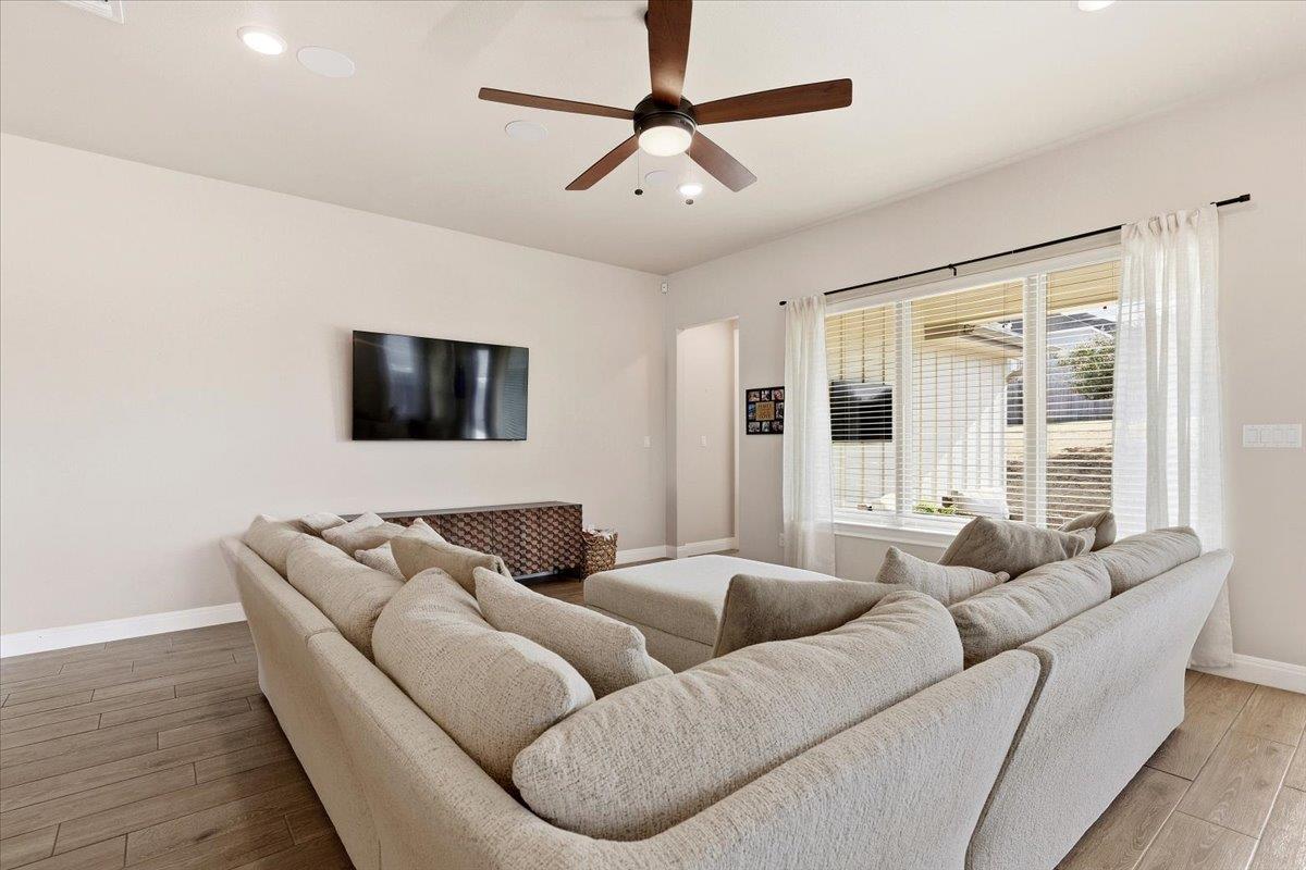 304 Morning Ridge CT