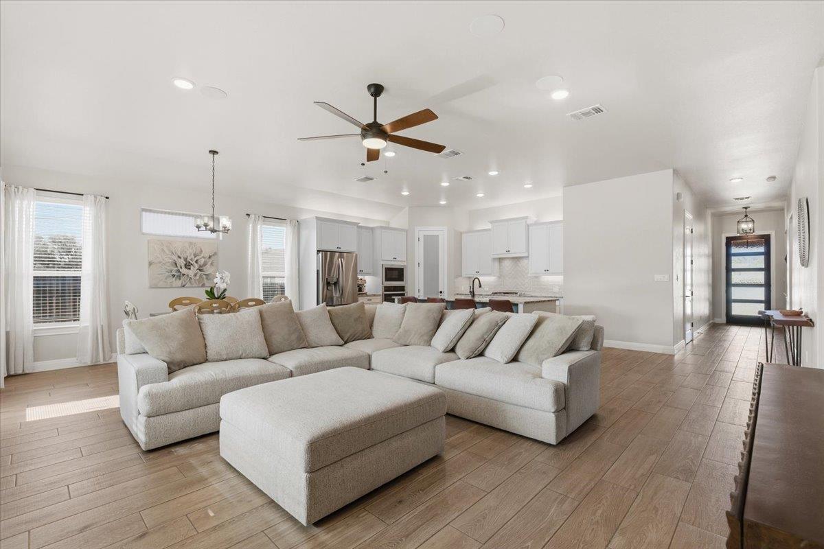 304 Morning Ridge CT