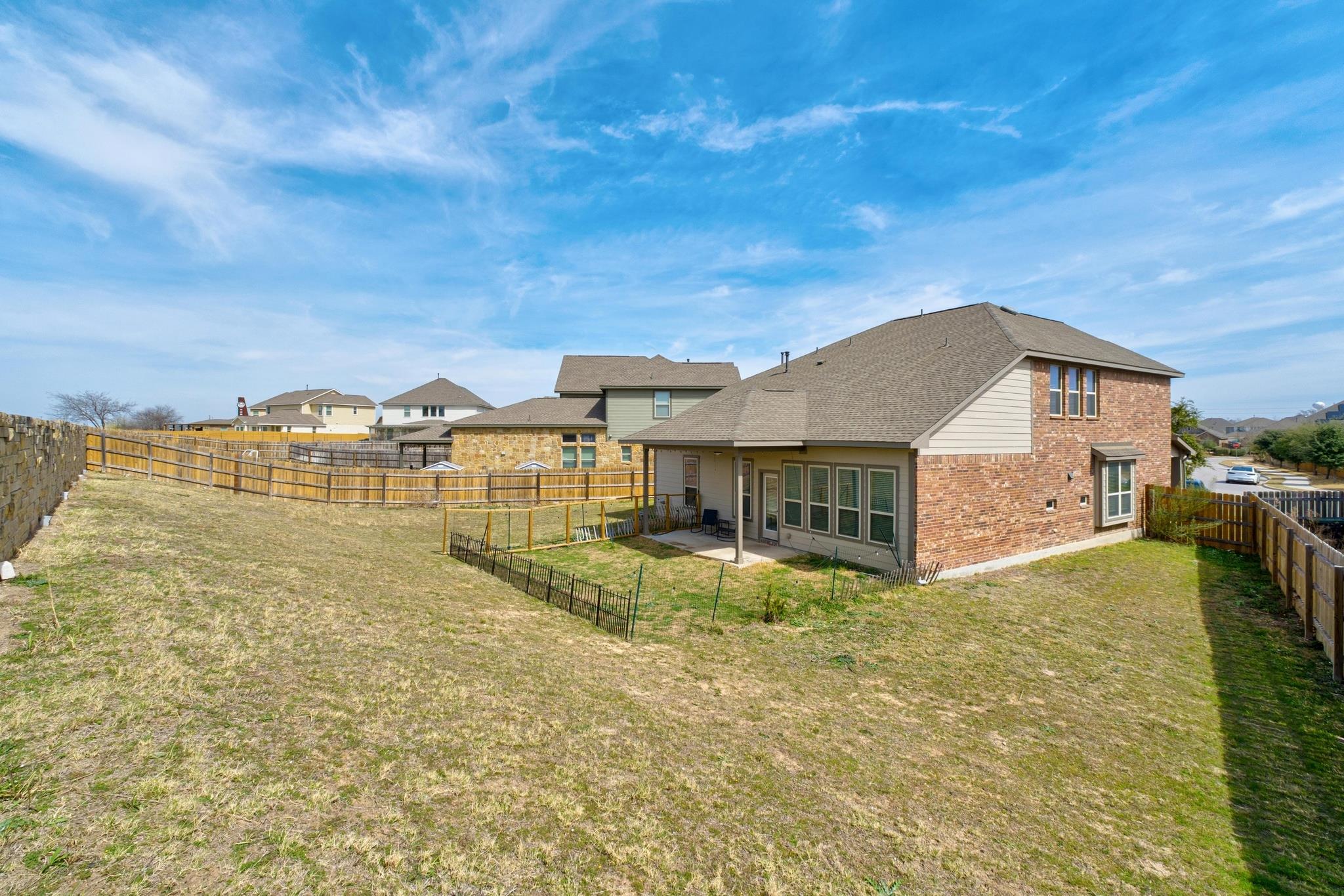 718 Hereford LOOP