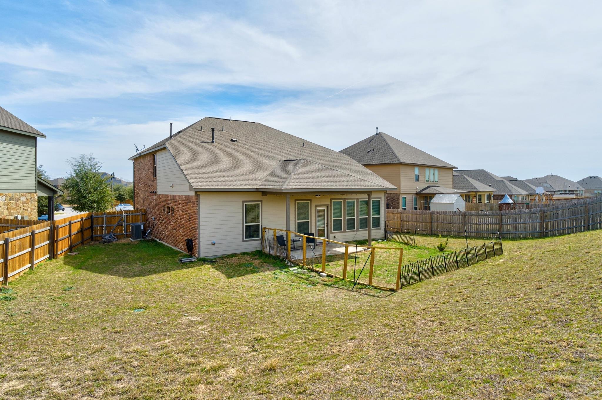 718 Hereford LOOP