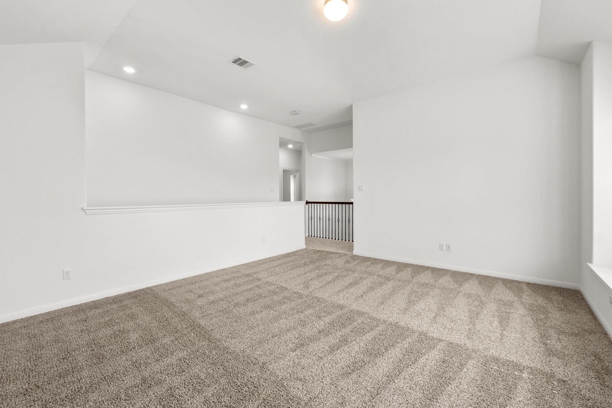 718 Hereford LOOP