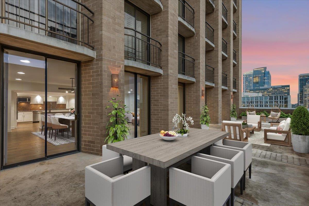 1122 Colorado ST # 1004