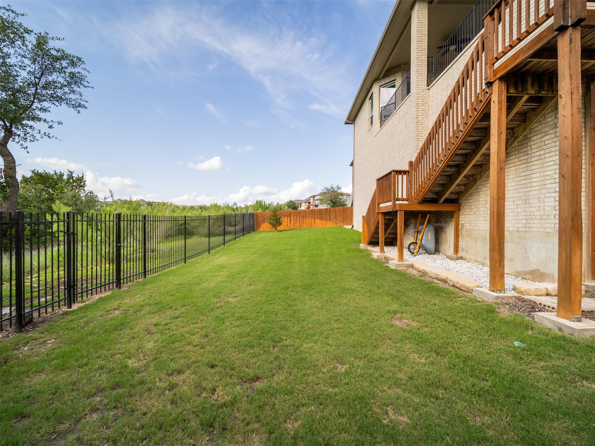 7516 Pace Ravine DR