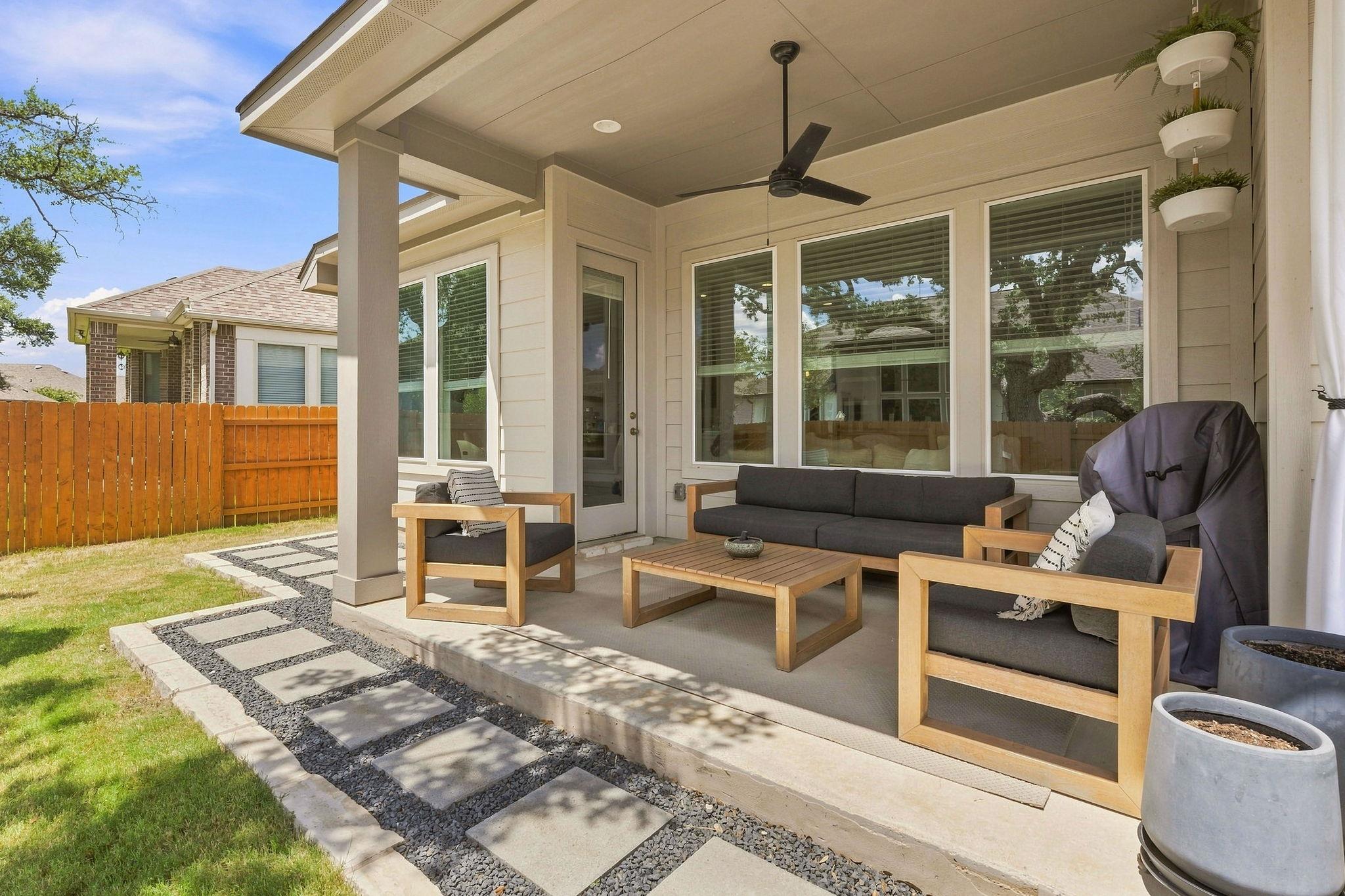 857 Whitetail DR