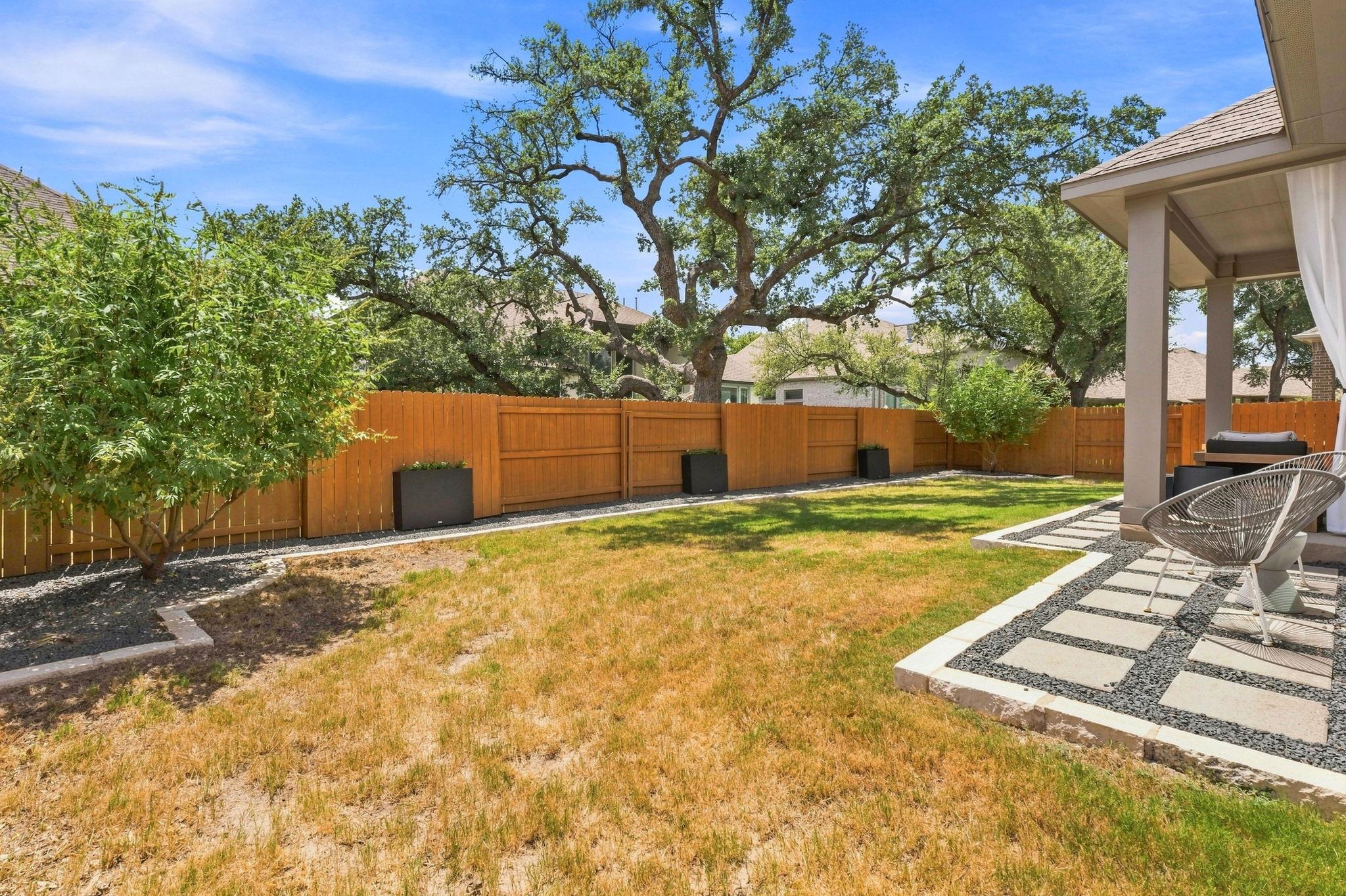 857 Whitetail DR
