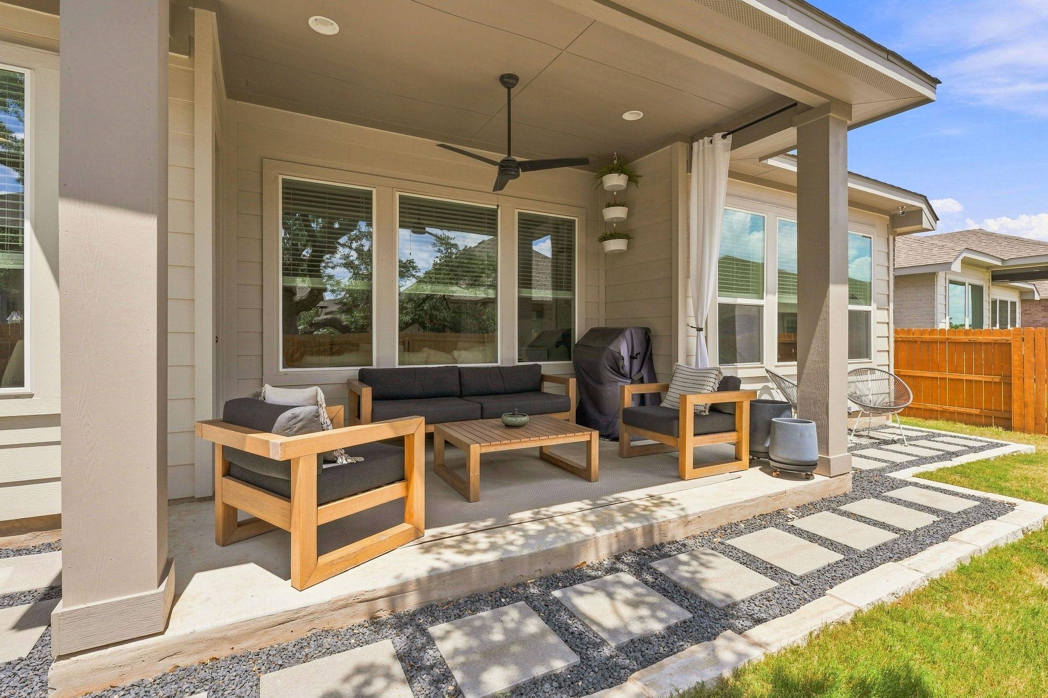 857 Whitetail DR