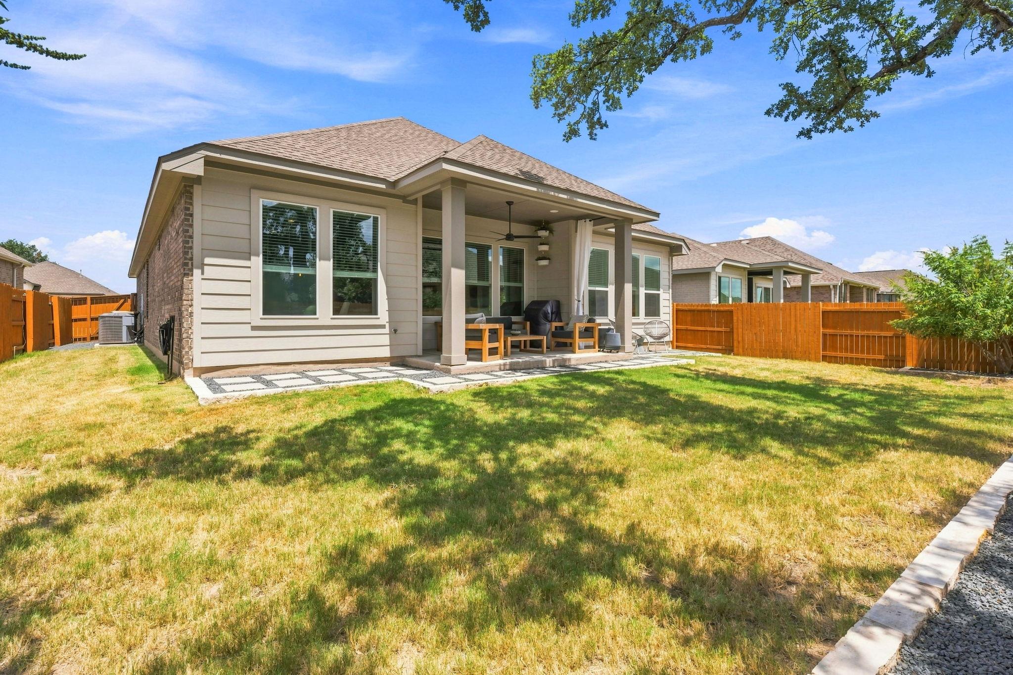857 Whitetail DR