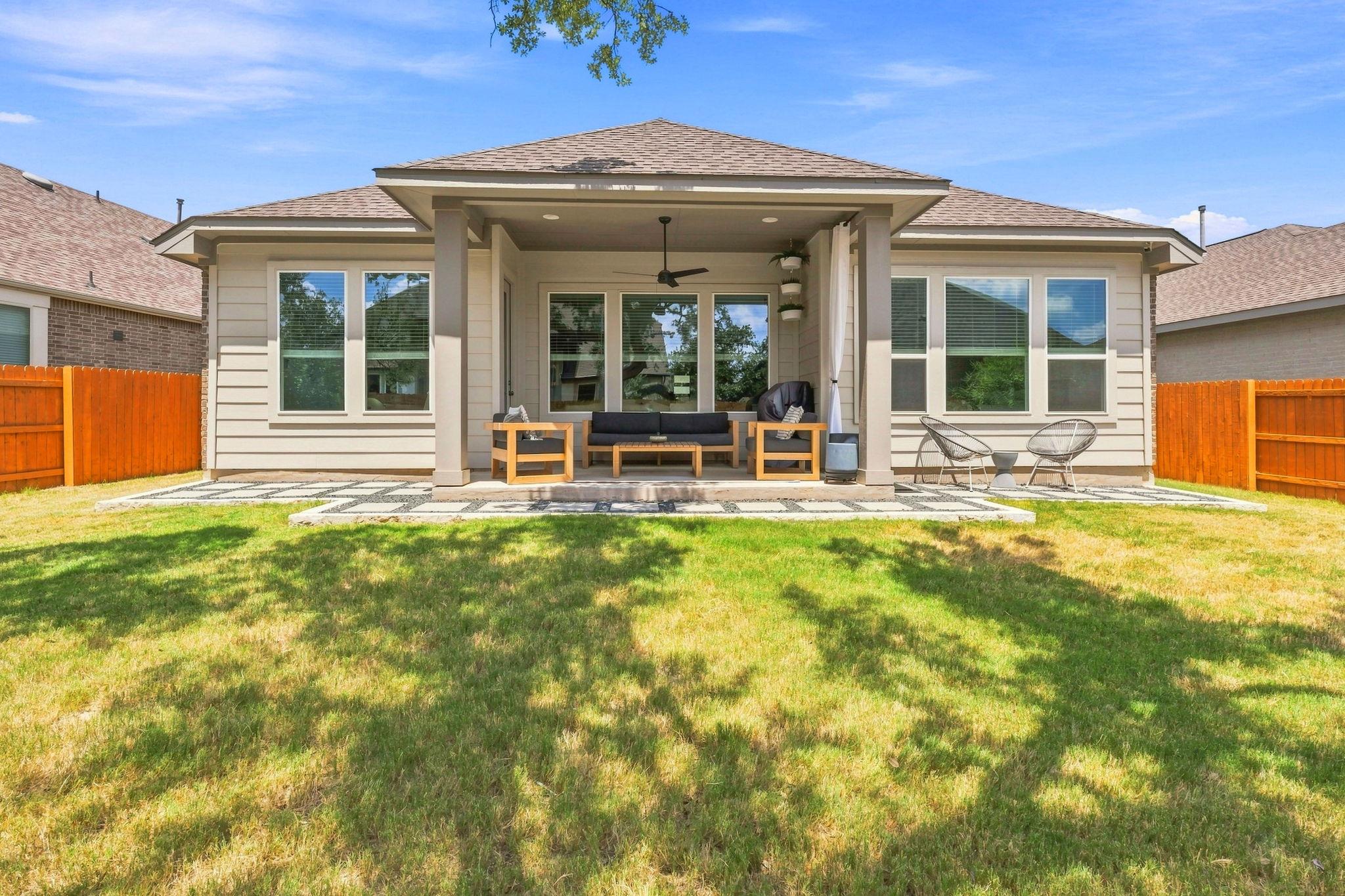 857 Whitetail DR