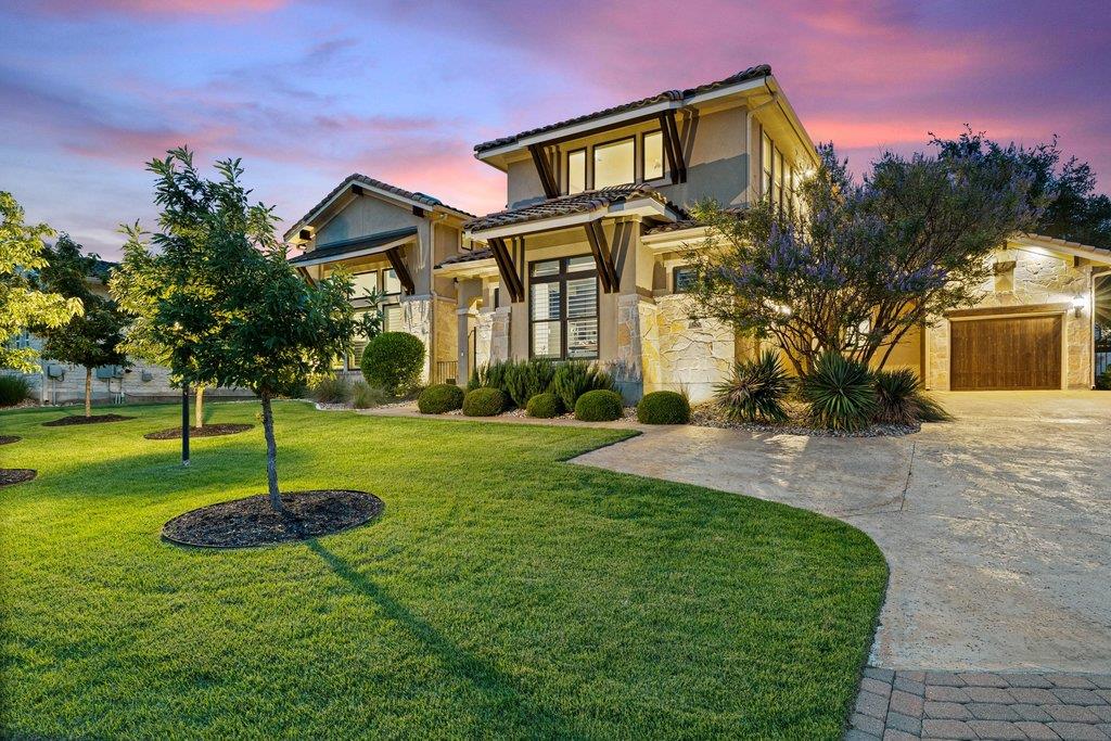 320 Bisset CT
