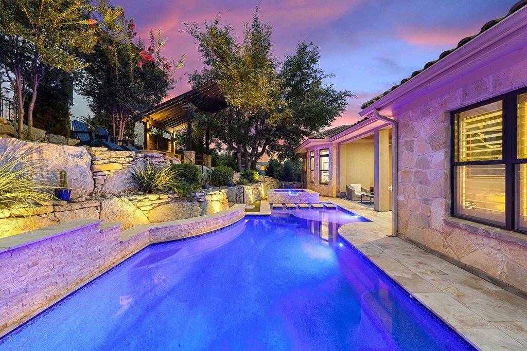 320 Bisset CT