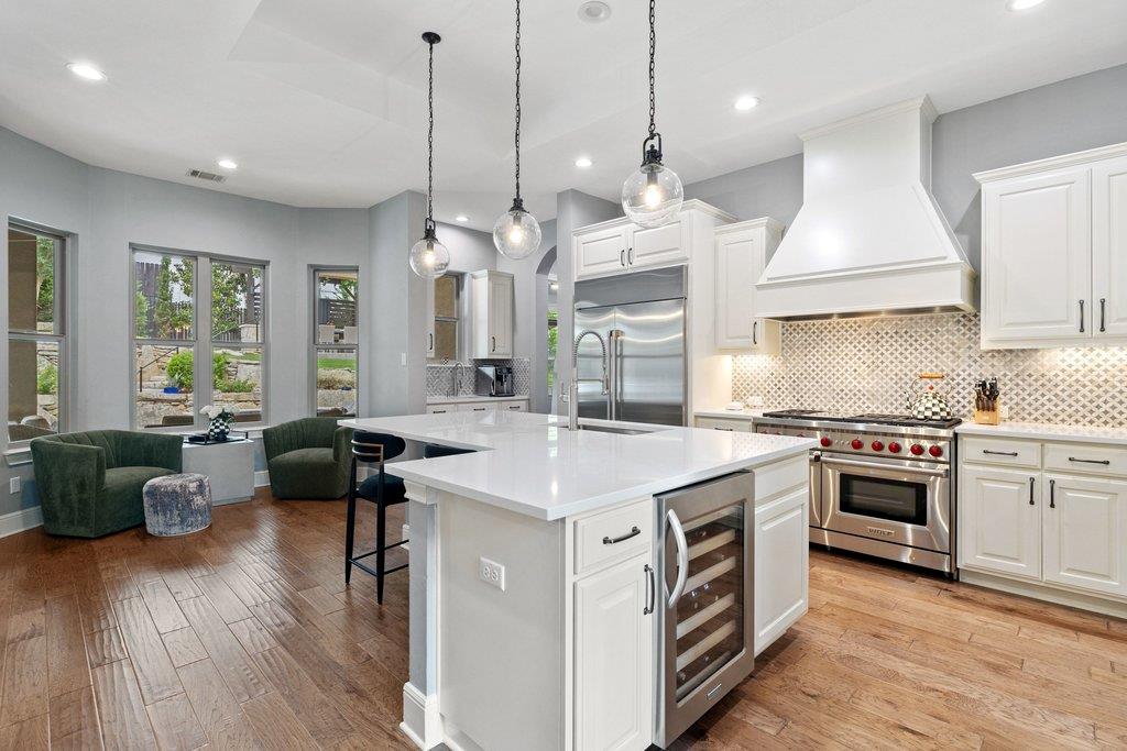 320 Bisset CT