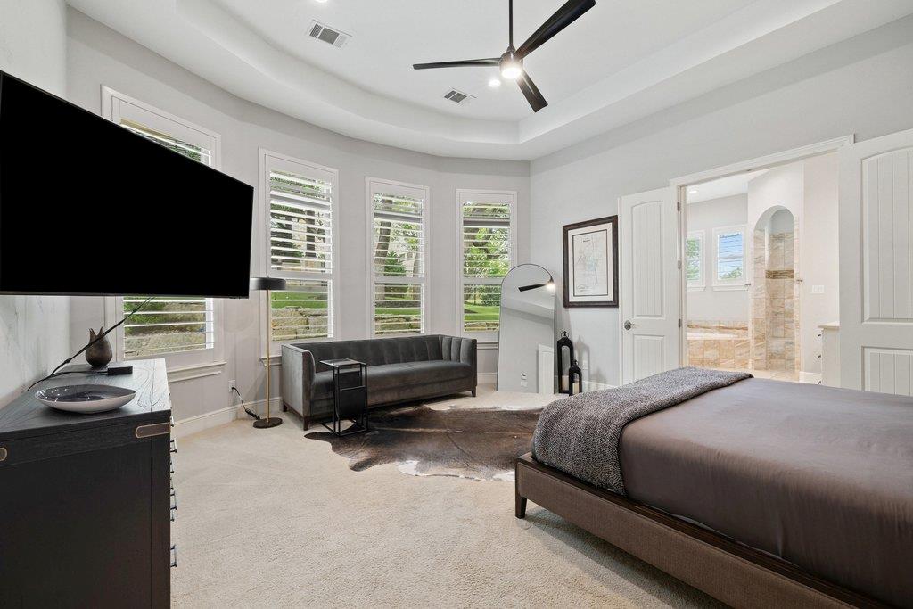 320 Bisset CT