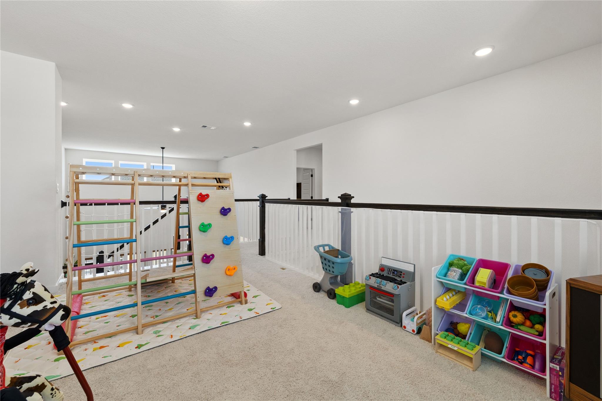 167 Darley Oak DR