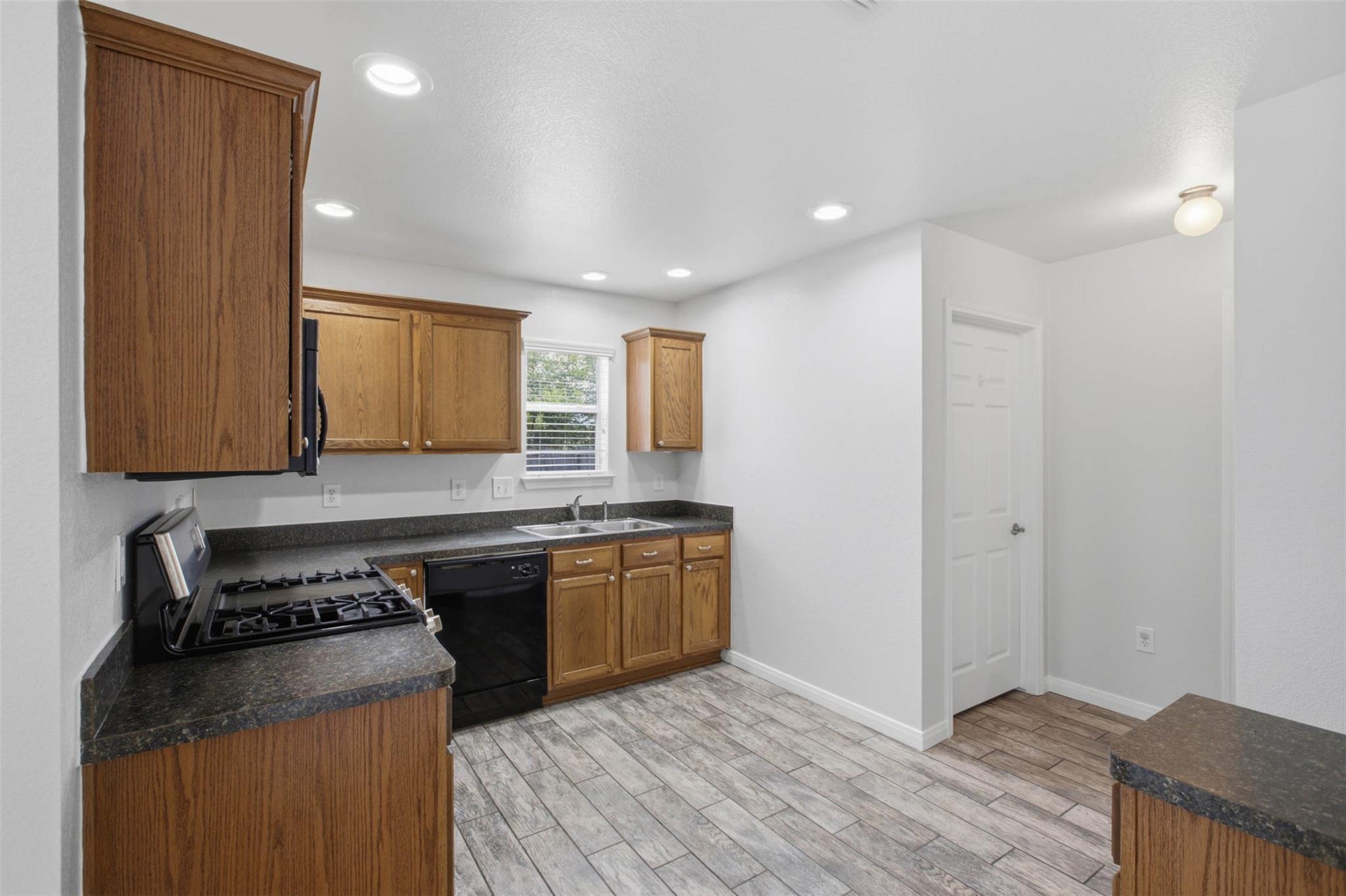 12704 Saint Thomas DR