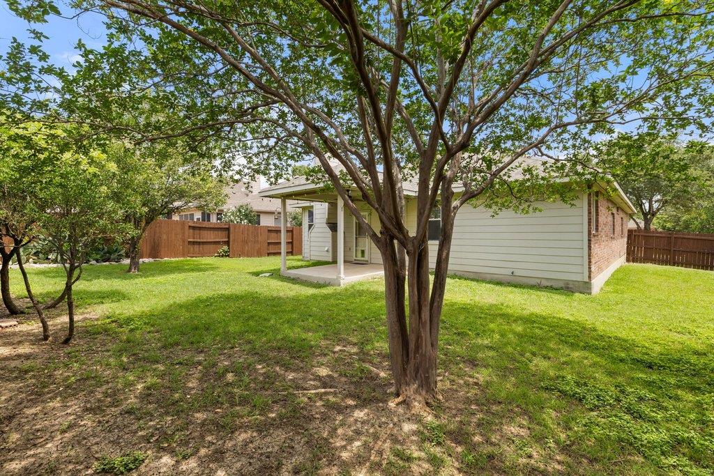 347 Spring DR