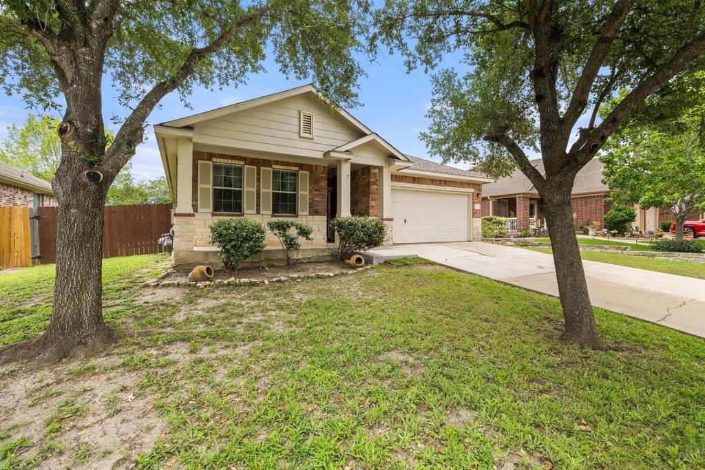 347 Spring DR