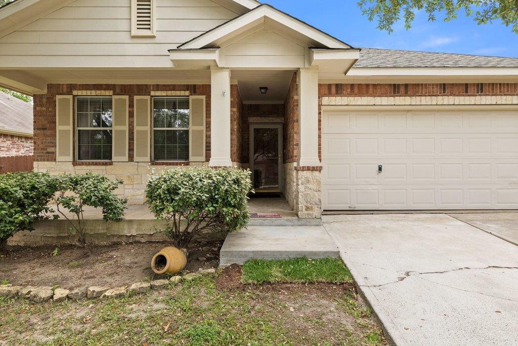 347 Spring DR