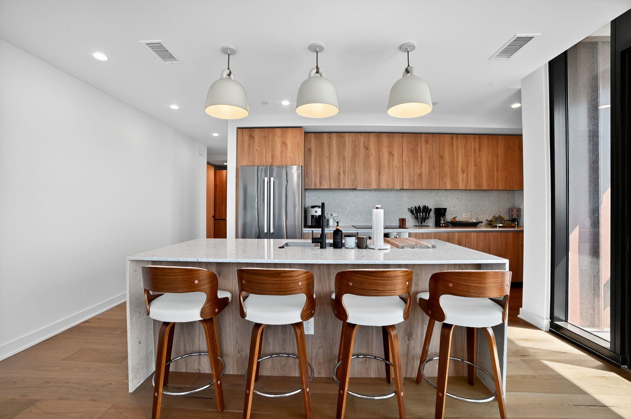 84 East Ave # 3206
