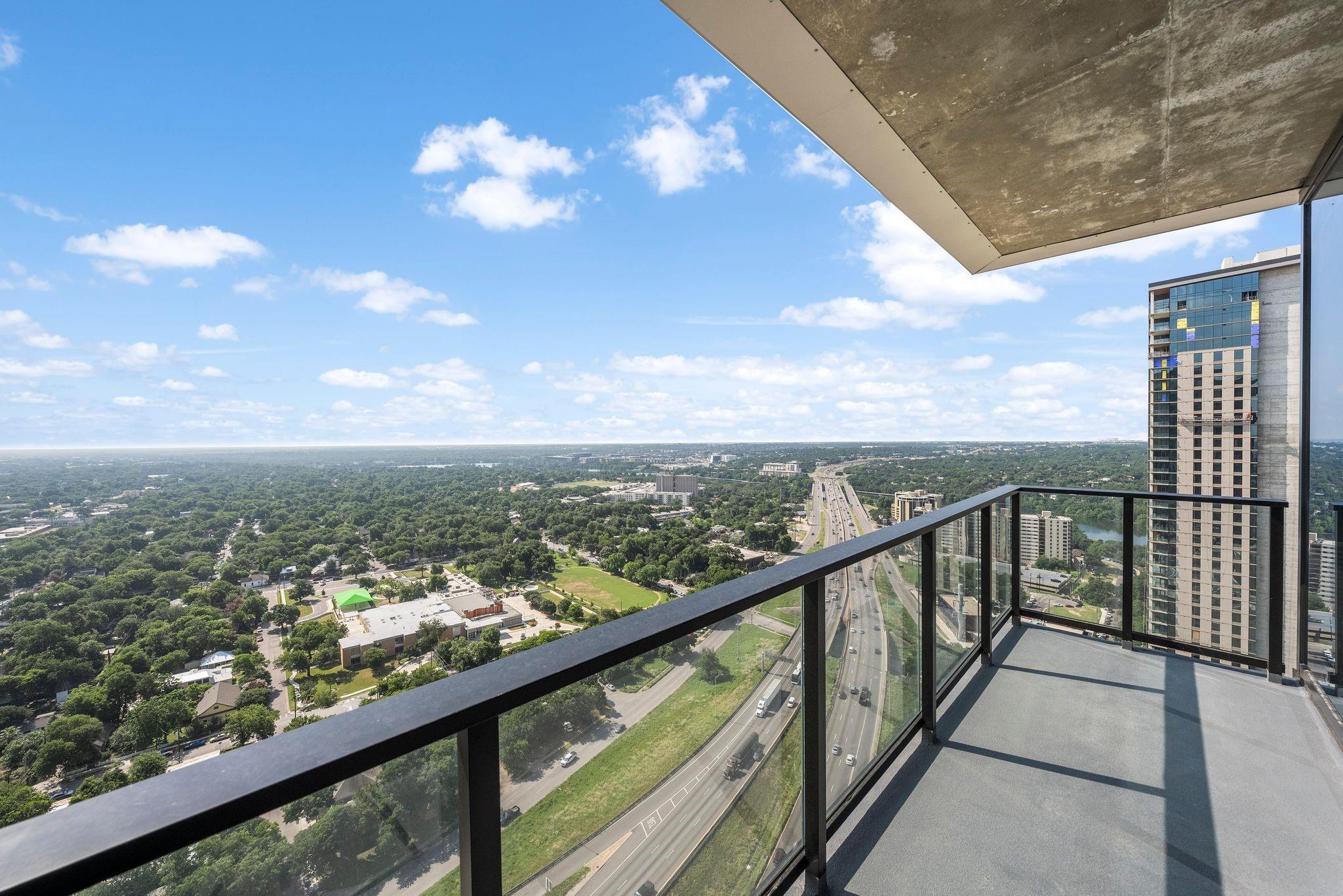 84 East Ave # 3206