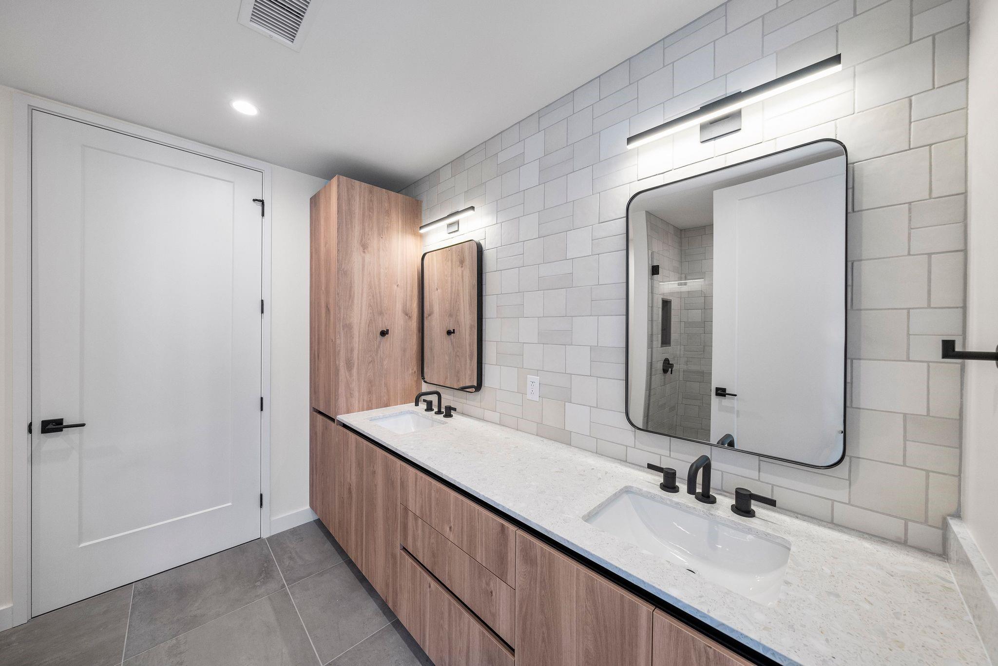 84 East Ave # 3206
