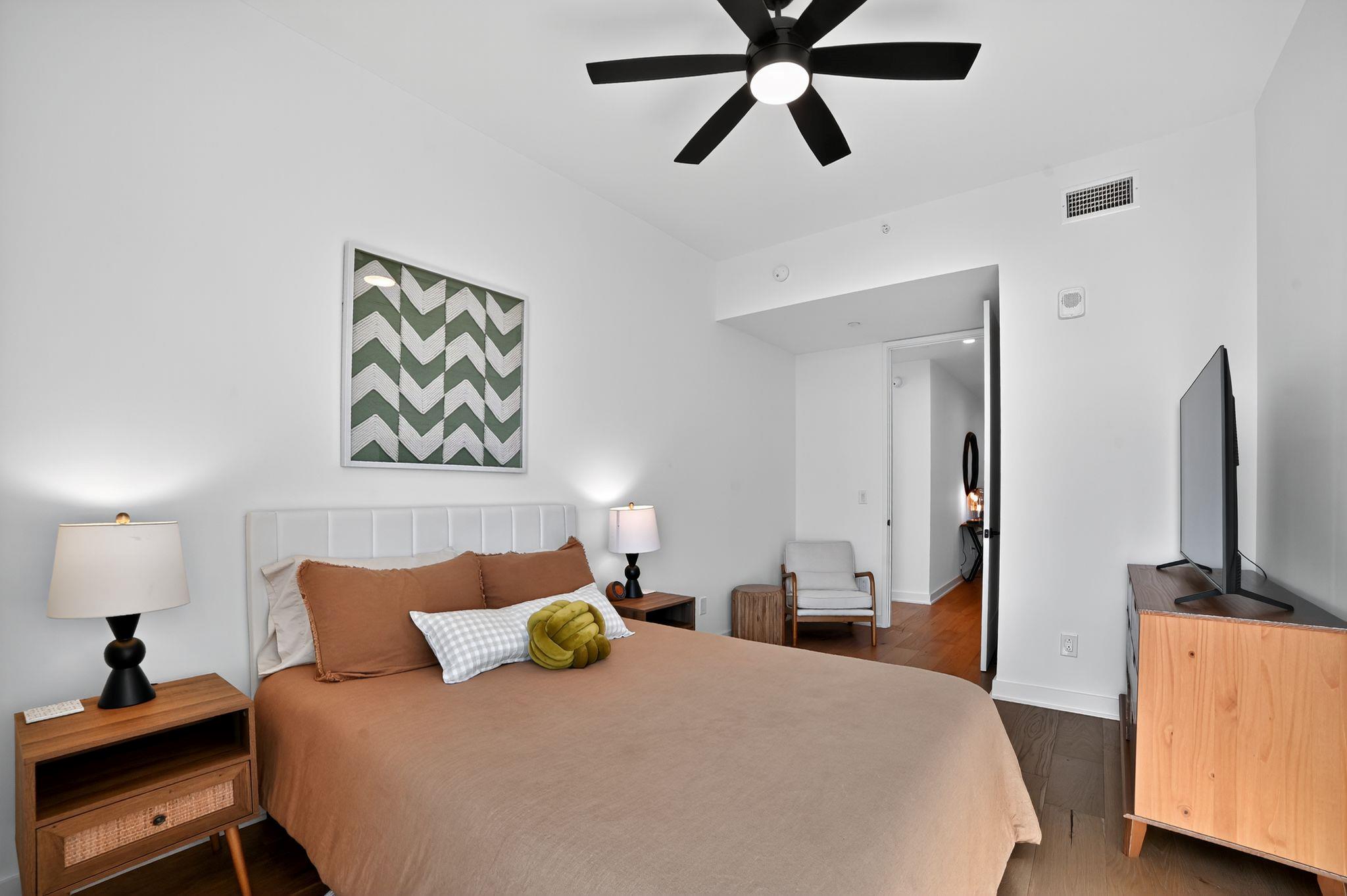 84 East Ave # 3206