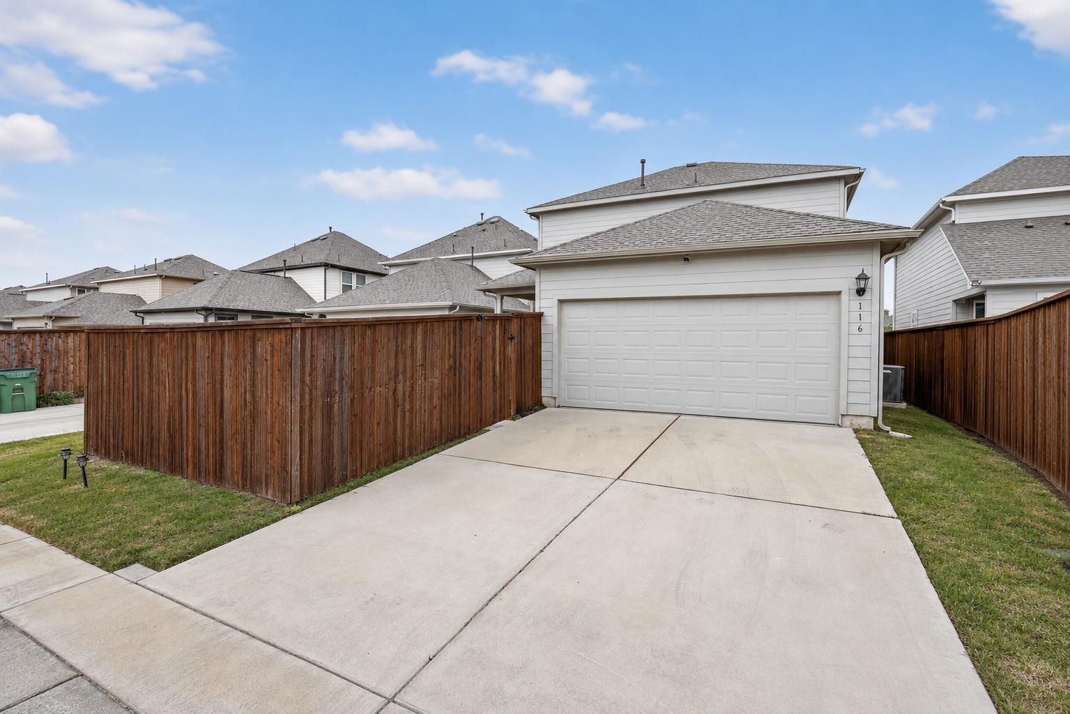 116 Gracie WAY