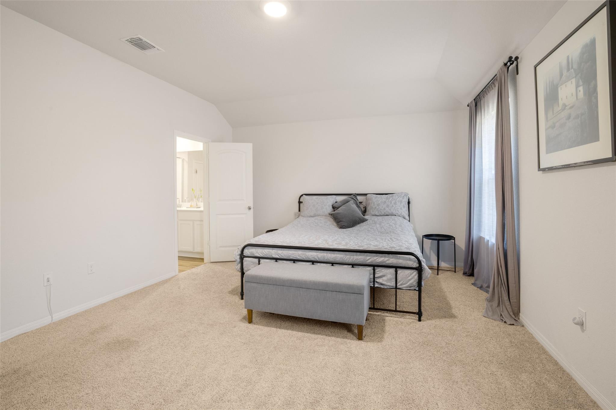 109 Egret DR