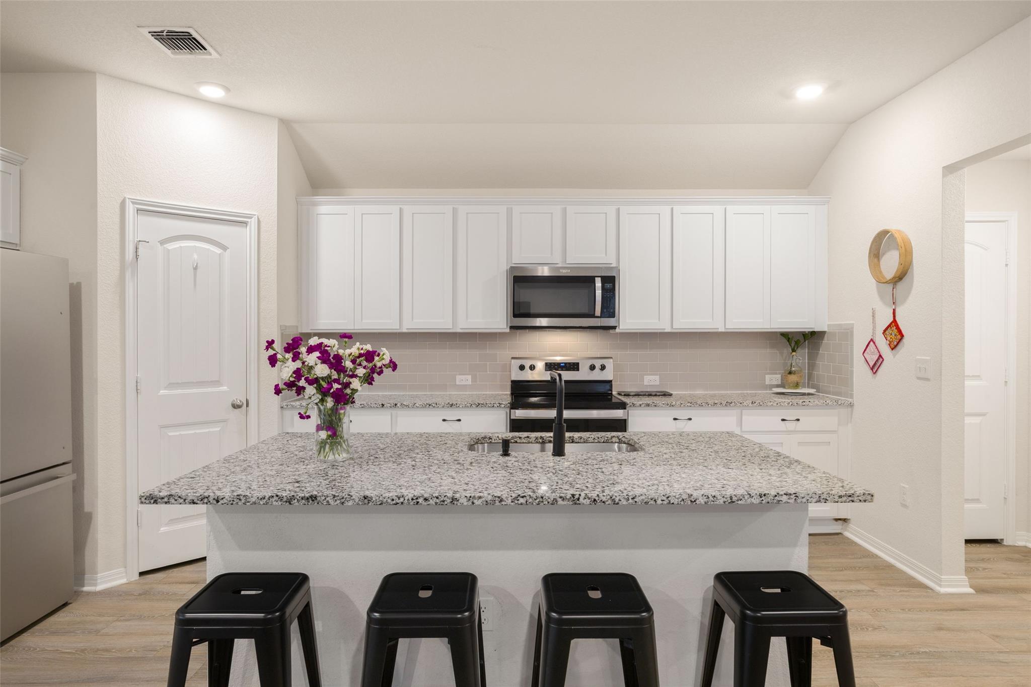109 Egret DR