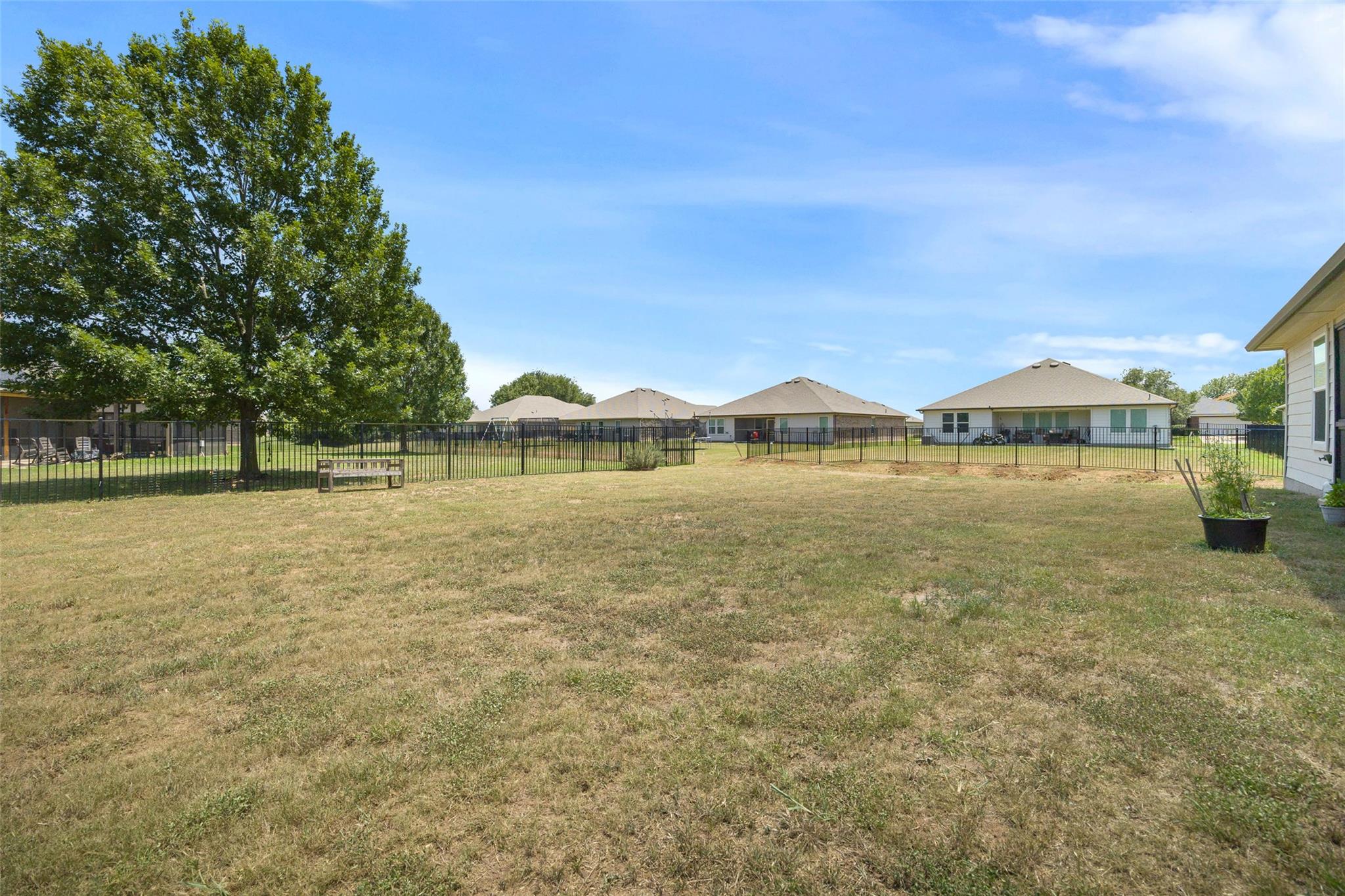 109 Egret DR