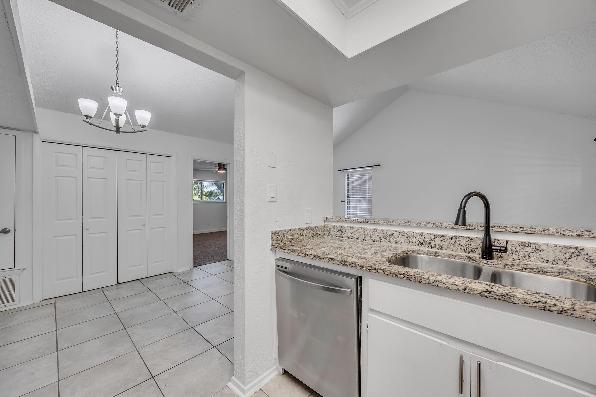 1008 Milford WAY # B