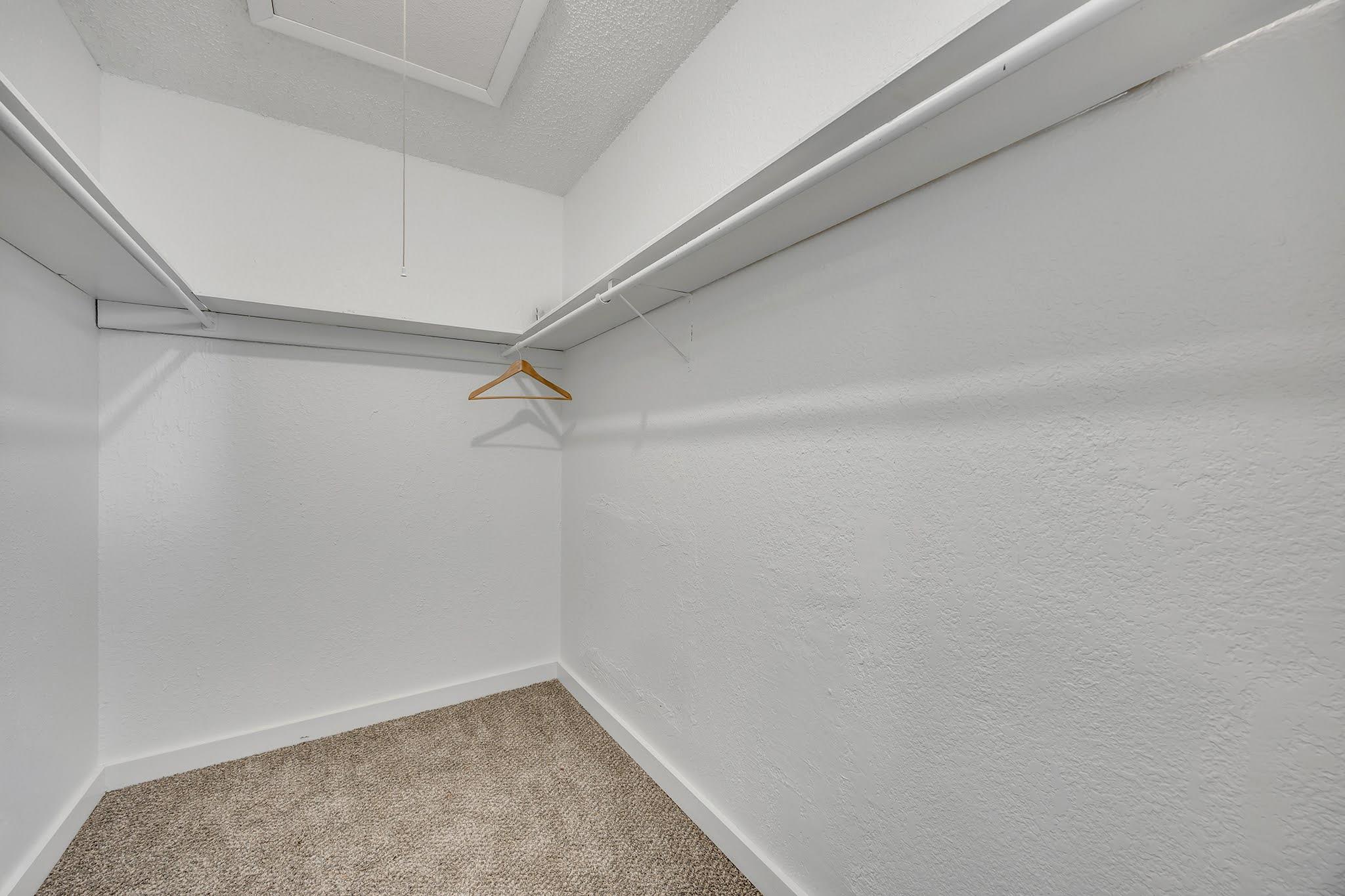 1008 Milford WAY # B
