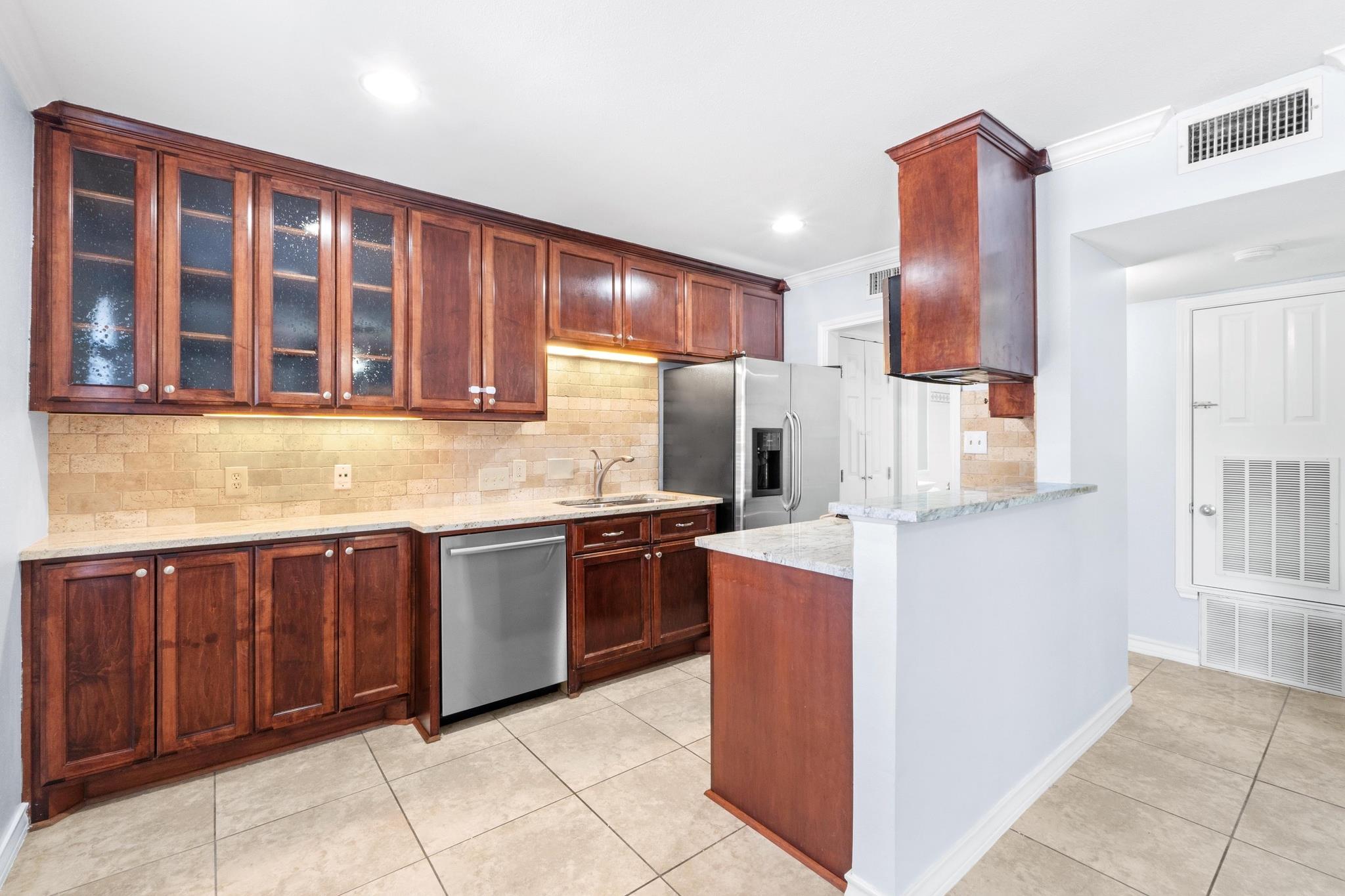 407 E 45th ST # 108
