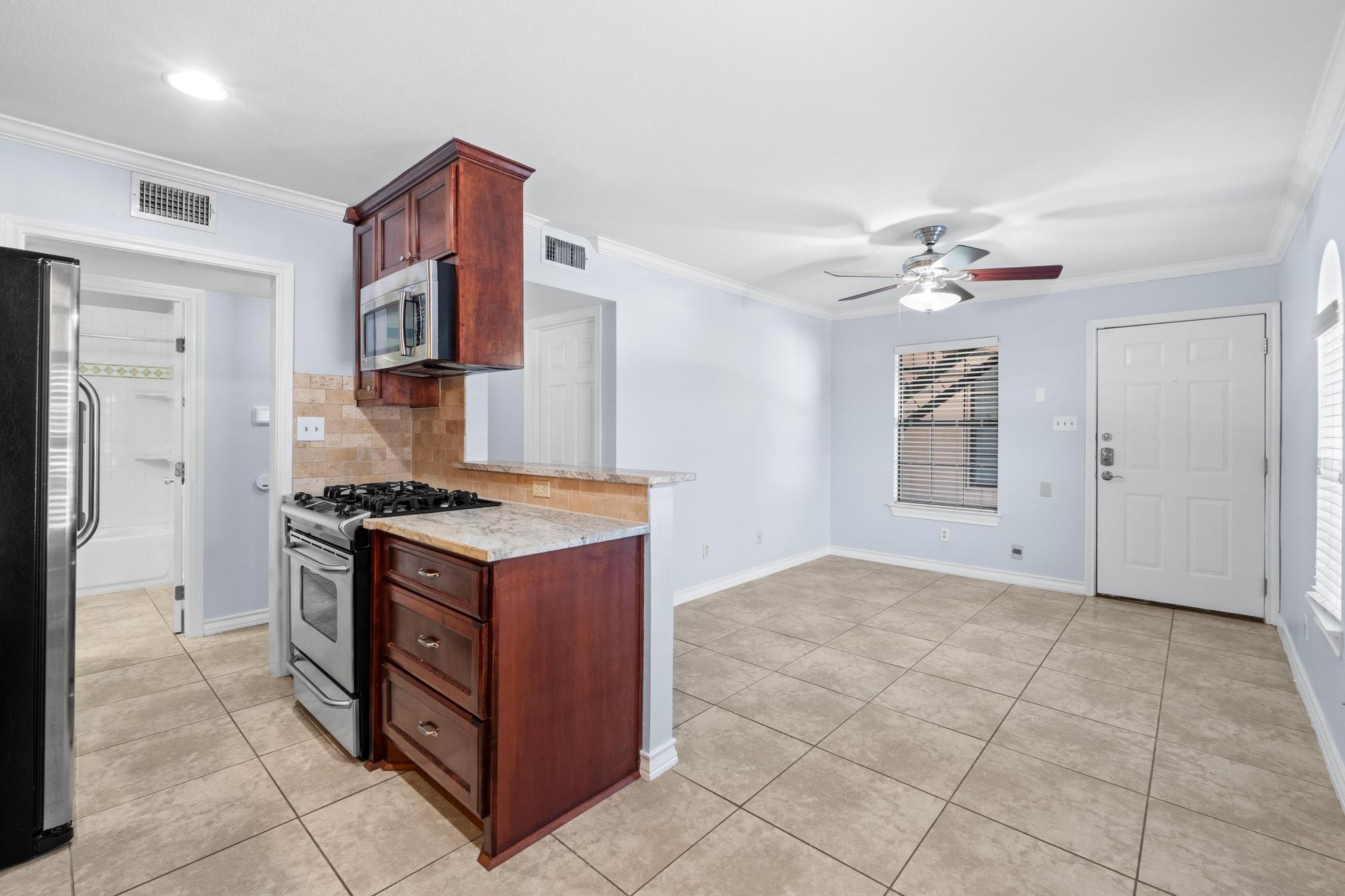 407 E 45th ST # 108