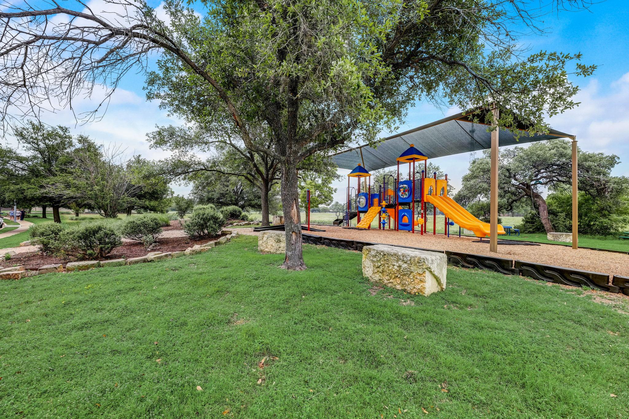 4400 Chickasaw CT