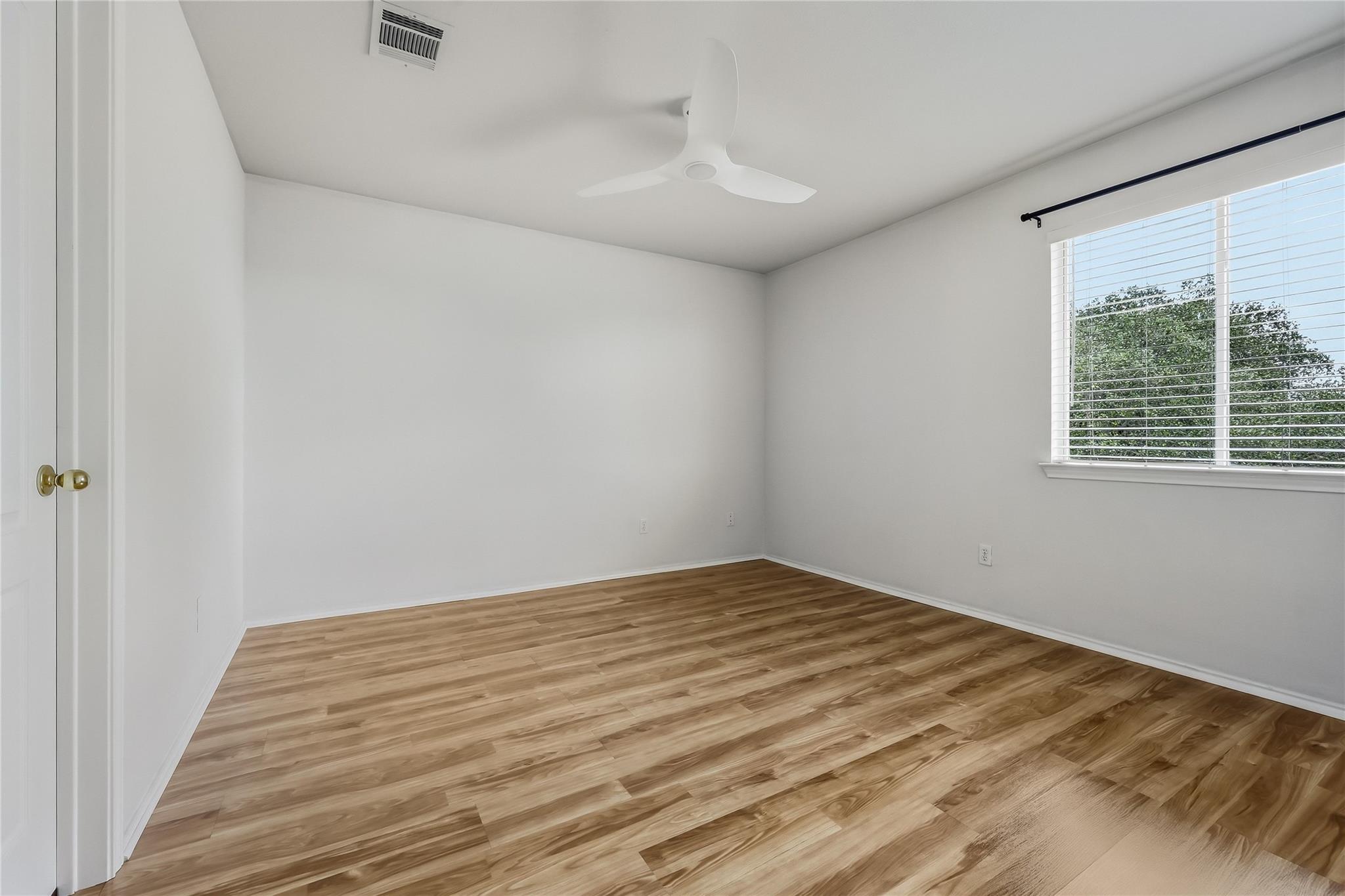 4400 Chickasaw CT
